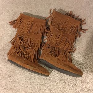 Minnetonka Moccasin Boots
